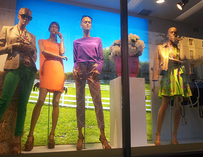 Decoracion escaparate primavera firma Ralph Lauren Madrid Decoracion escaparate primavera firma Ralph Lauren Madrid